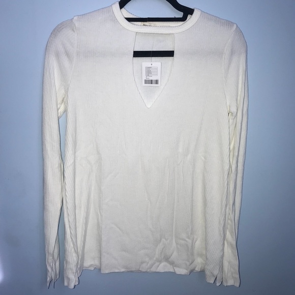 Urban Outfitters Project Social T Cutout Deep V - Picture 2 of 4